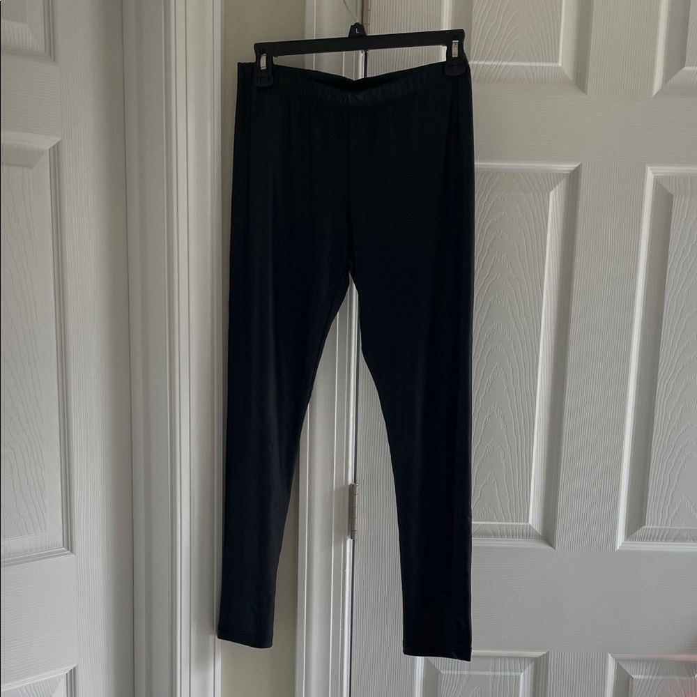 Full Tilt Classic Faux Leather Black Leggings